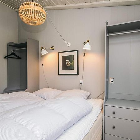 5 Person Holiday Home In Henne Henne Strand Esterno foto