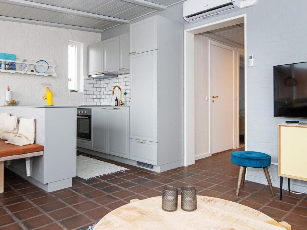 5 Person Holiday Home In Henne Henne Strand Esterno foto