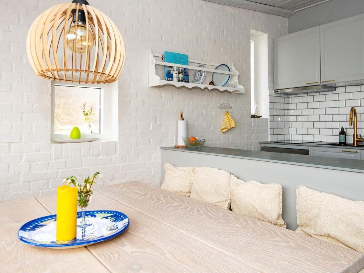 5 Person Holiday Home In Henne Henne Strand Esterno foto